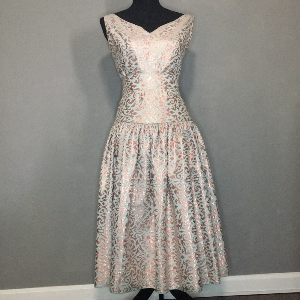 Retro style drop waist pinup dress
